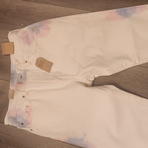 501 Levis White Jeans with Pastel Tie-Dye Accents - Picture 2 of 6